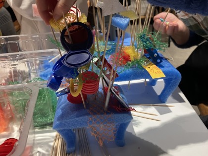 De Afvaljuf - workshop  met plastic afval