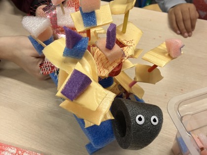 De Afvaljuf - workshop  met plastic afval