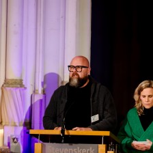 Namen lezen door Michiel en Natascha