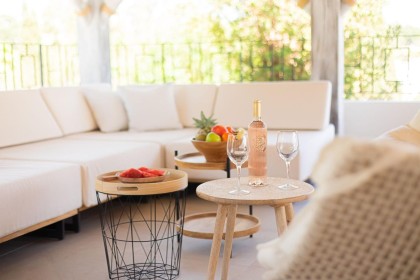 Chloes Estate Villa Renovated