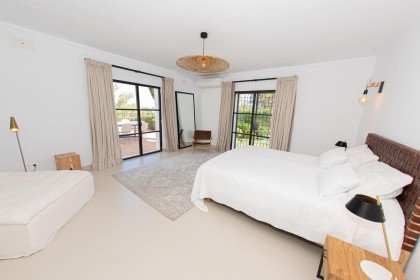 Chloes Estate Villa Renovated