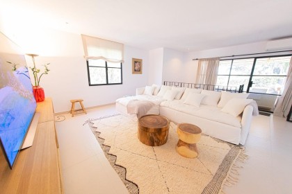 Chloes Estate Villa Renovated