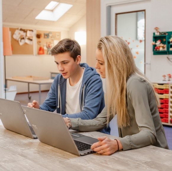 Huiswerkbegeleiding  Bussum