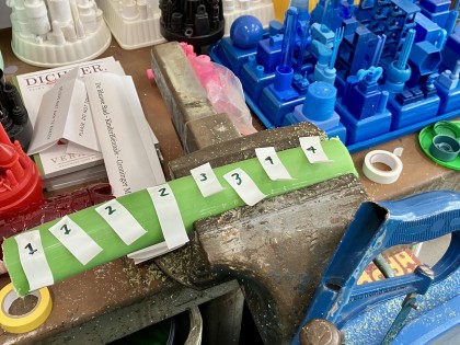 C. Adriaansche Green Footprint Omrin – white numbering